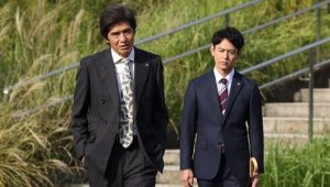 The Royal Family: 1×5