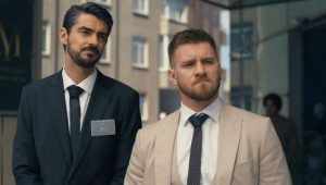 Close Happiness: 1×8