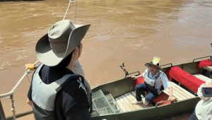 Three Idiots in Kenya: 1×4